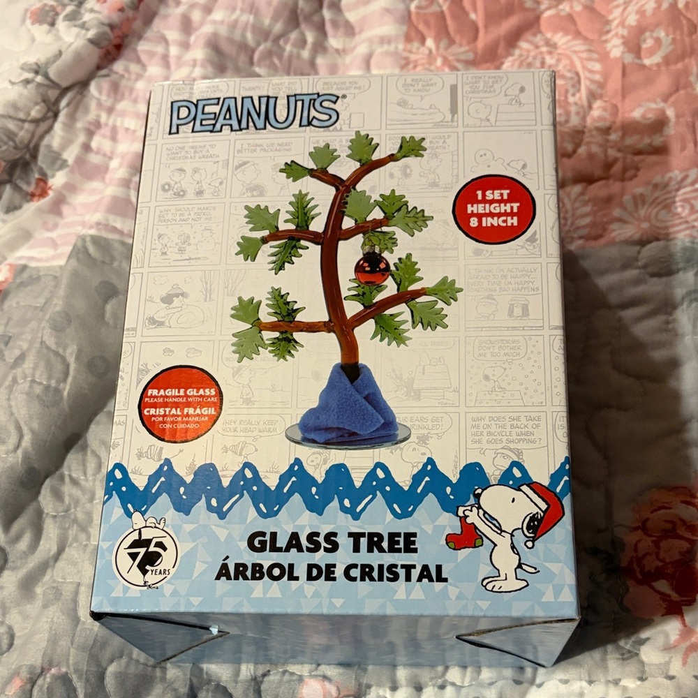 Peanuts Glass Tree Figurine - Blue Base, Brown Trunk & Green Leaves